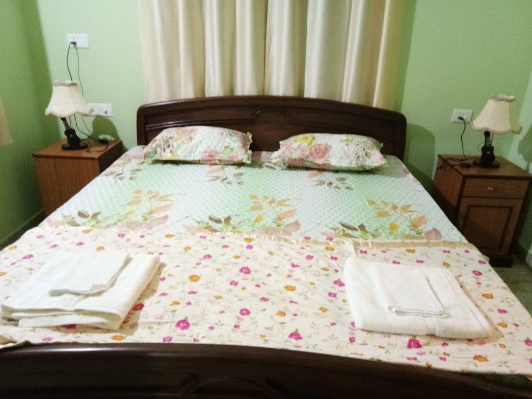 Shirley'S Guest House Маджорда Экстерьер фото